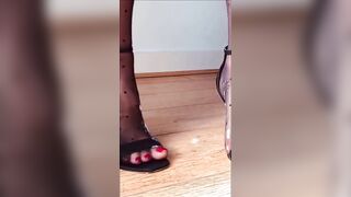 Turk kilotlu corap icine bosalmak. DOGGYSTYLE FUCKING IN PANTYHOSE - CREAMPIE