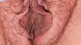 Stepmom dripping pussy upskirt ????