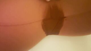 First Morning Piss In Leggings