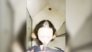 POLINA SUCKING IN THE SHOWER